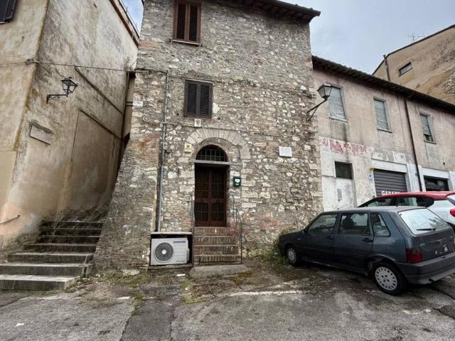 Appartamento in vendita a Narni TR