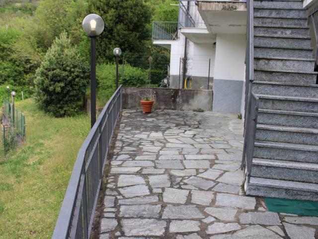 Appartamento in vendita a Neirone GE