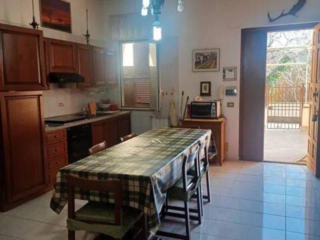 Appartamento in vendita a Nepi VT