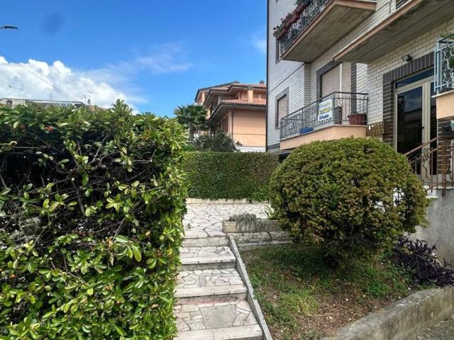 Appartamento in vendita a Nereto TE