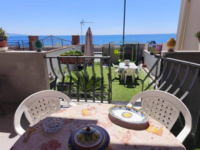 Appartamento in vendita a Nizza di Sicilia ME
