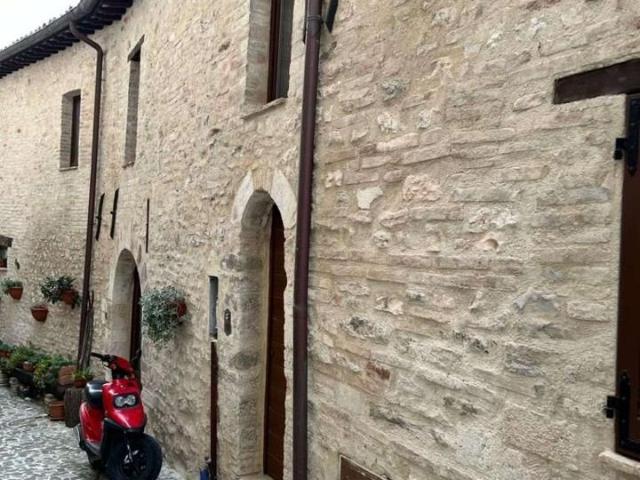 Appartamento in vendita a Nocera Umbra