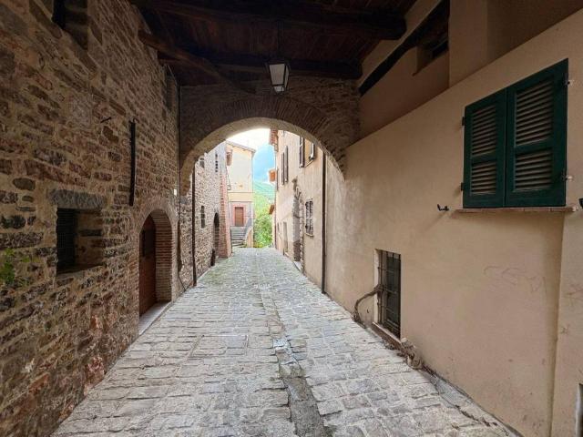 Appartamento in vendita a Nocera Umbra PG