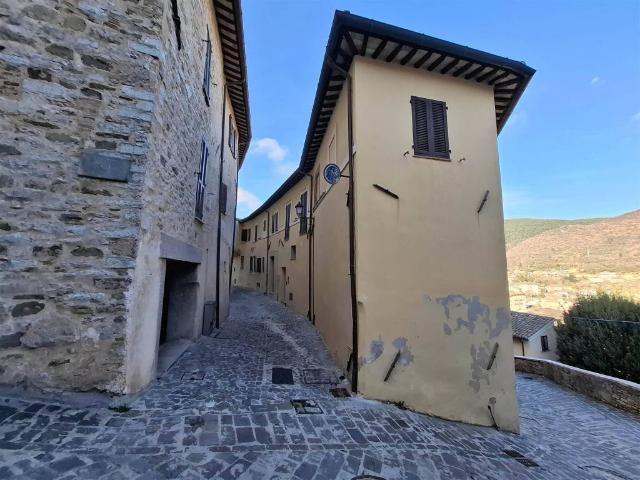 Appartamento in vendita a Nocera Umbra PG