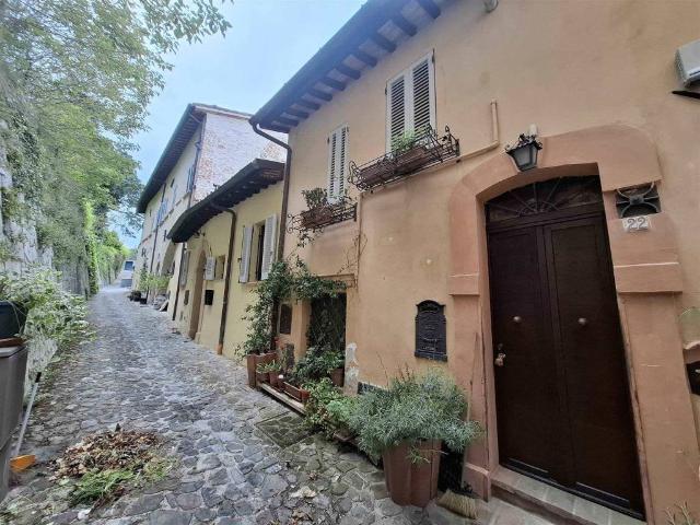 Appartamento in vendita a Nocera Umbra PG