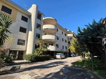 Appartamento in vendita a Nocera Inferiore SA