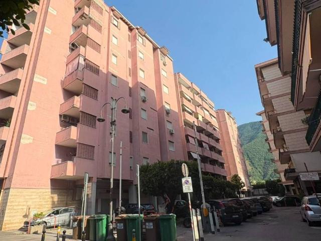 Appartamento in vendita a Nocera Inferiore SA