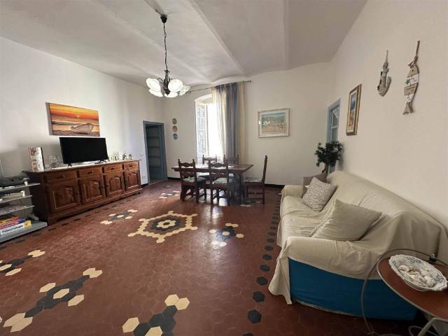 Appartamento in vendita a Noli SV