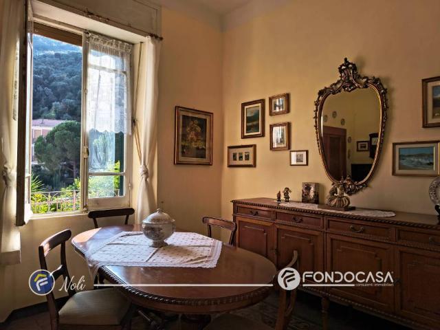 Appartamento in vendita a Noli SV