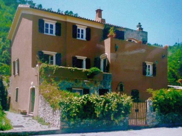 Appartamento in vendita a Noli SV