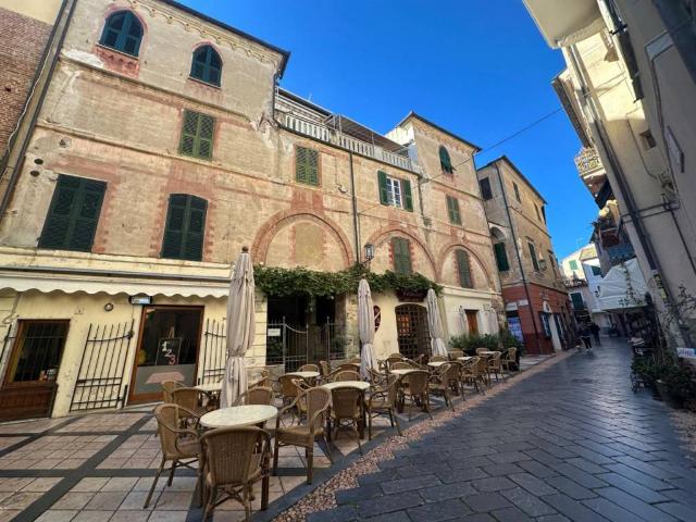 Appartamento in vendita a Noli SV