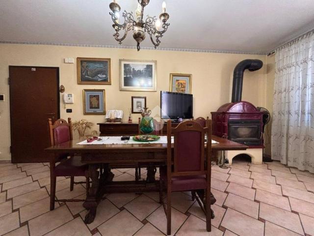 Appartamento in vendita a None TO