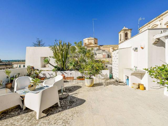 Appartamento in vendita a Noto SR