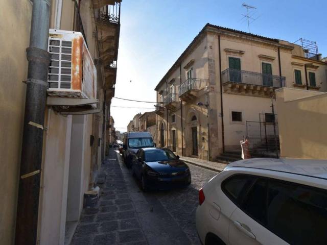 Appartamento in vendita a Noto SR