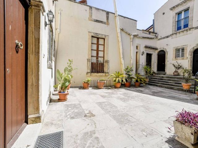 Appartamento in vendita a Noto SR