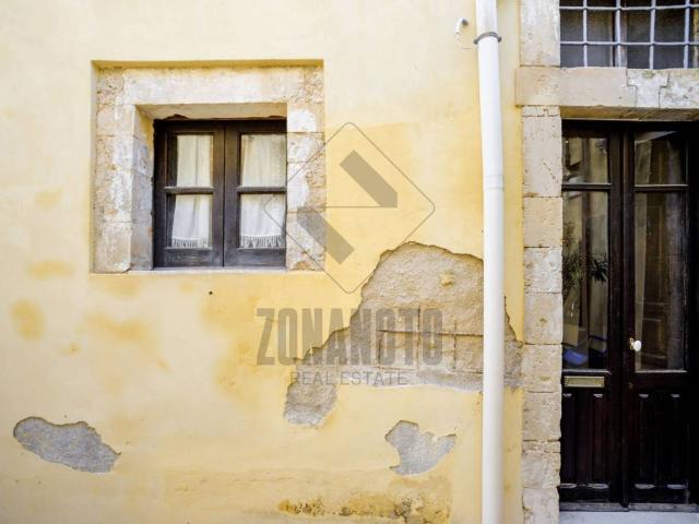 Appartamento in vendita a Noto SR