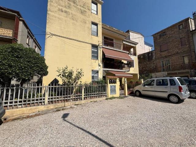 Appartamento in vendita a Notaresco TE