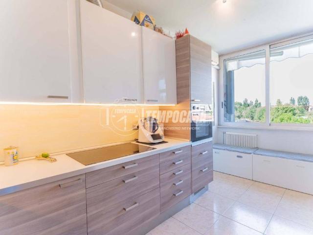 Appartamento in vendita a Novate Milanese MI