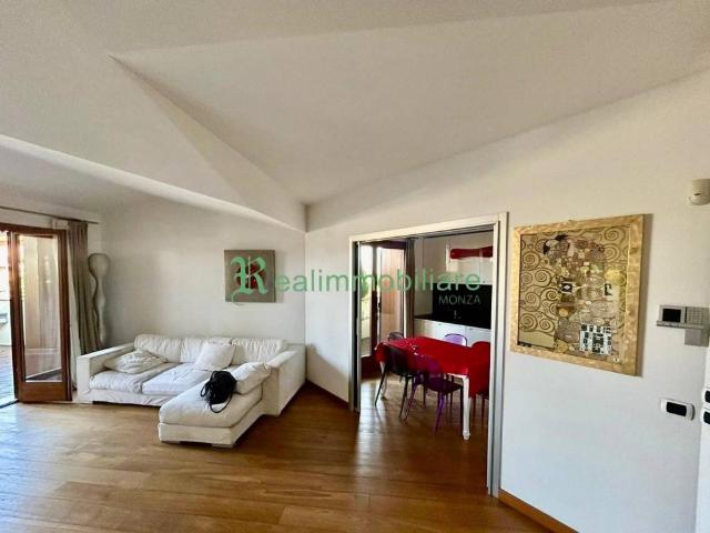 Appartamento in vendita a Nova Milanese MB