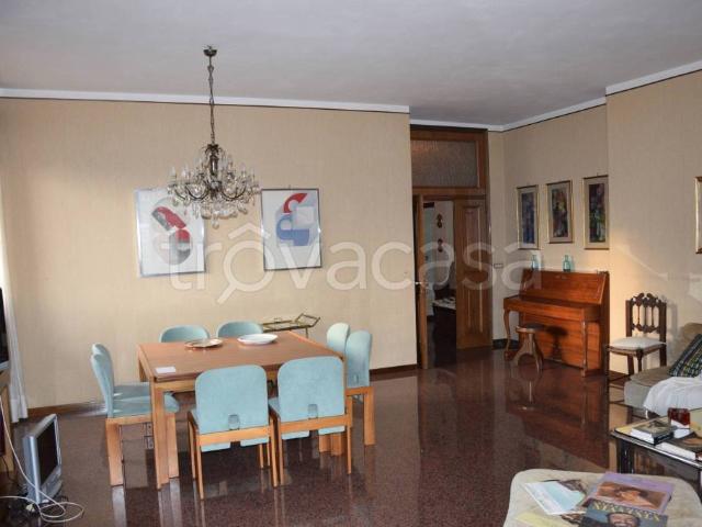 Appartamento in vendita a Novafeltria piazza Capelli, 34
