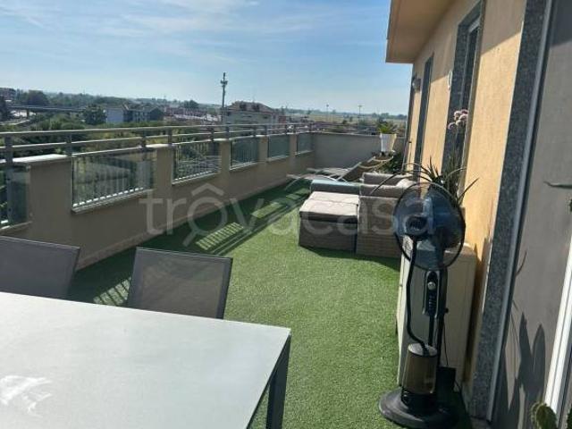 Appartamento in vendita a Novara via Conti di Biandrate, 3, Santa Rita