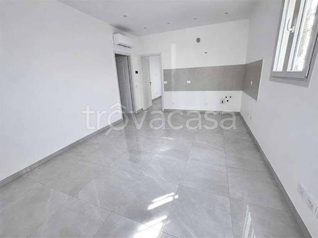Appartamento in vendita a Novara, Centro Storico