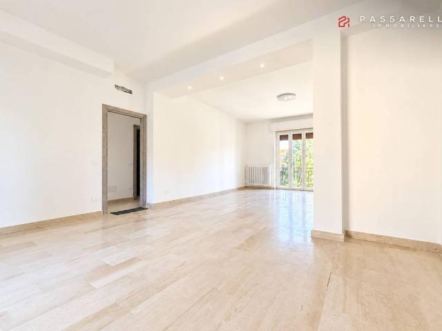 Appartamento in vendita a Novara NO