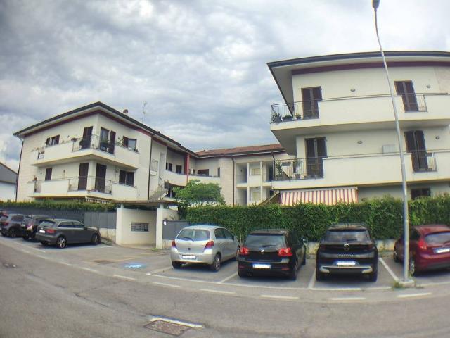 Appartamento in vendita a Novedrate CO