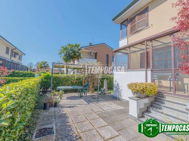 Villa in vendita a Noviglio MI
