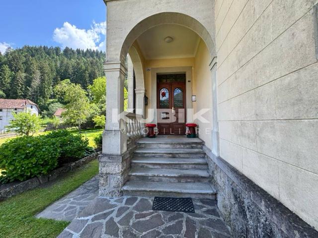 Appartamento in vendita a Ovaro UD