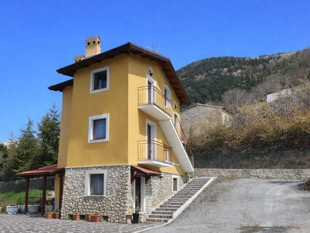 Appartamento in vendita a Ovindoli AQ