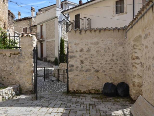 Appartamento in vendita a Ovindoli AQ