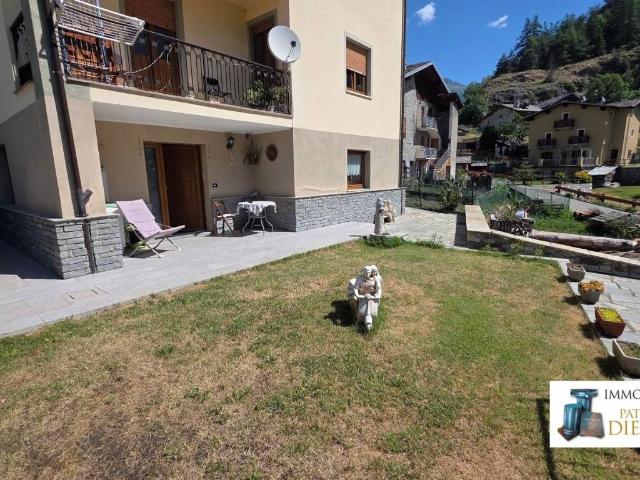 Appartamento in vendita a Oyace AO