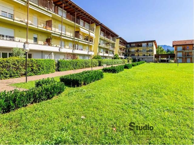 Appartamento in vendita a Oggiono LC