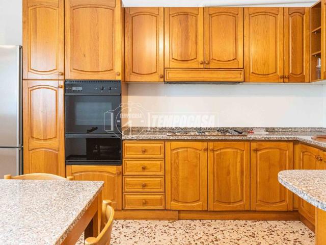 Appartamento in vendita a Oggiono LC