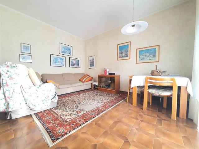 Appartamento in vendita a Oggiono LC
