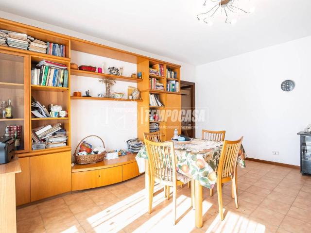 Appartamento in vendita a Oggiono LC