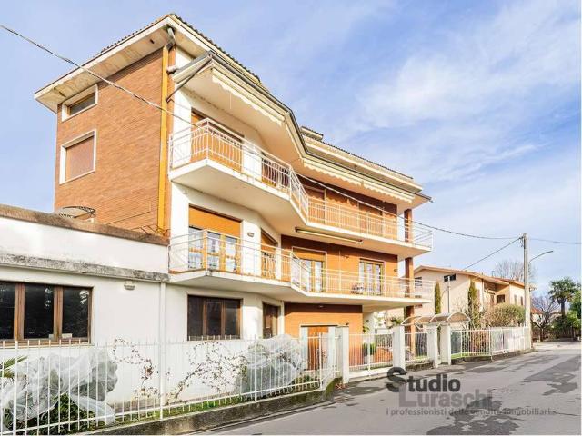 Appartamento in vendita a Oggiono LC