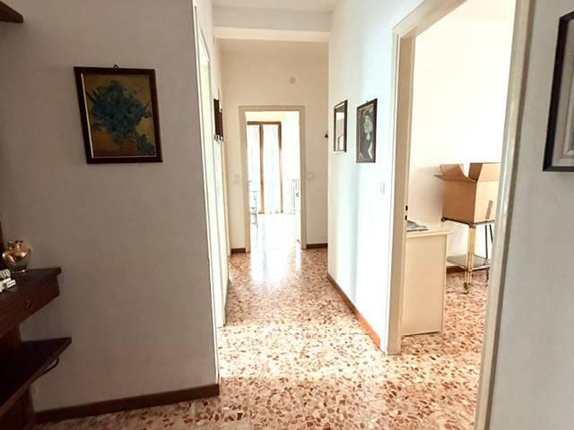 Appartamento in vendita a Olgiate Comasco CO