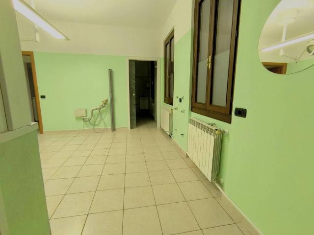 Appartamento in vendita a Olgiate Comasco CO