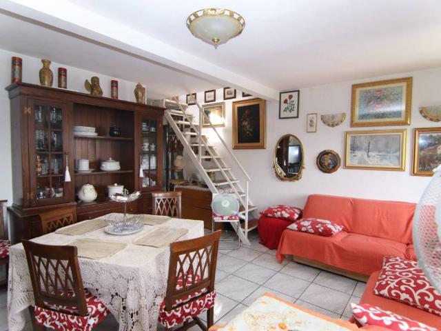 Appartamento in vendita a Olgiate Comasco CO