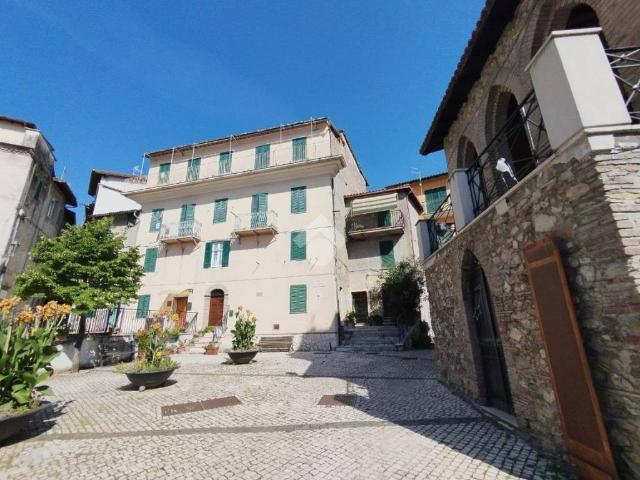 Appartamento in vendita a Olevano Romano RM