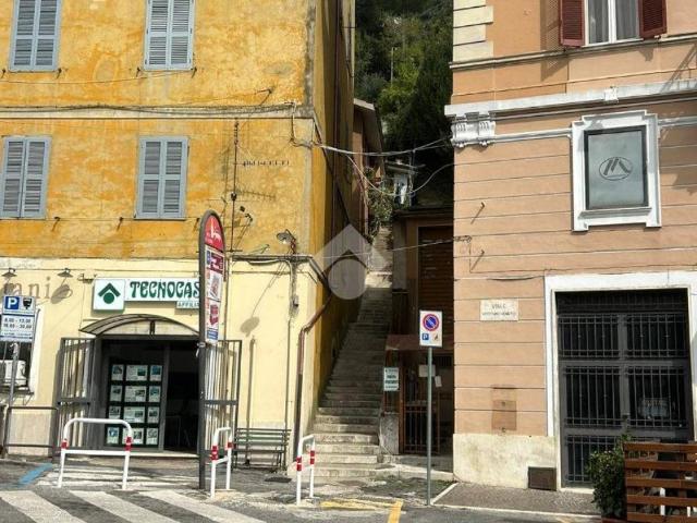Appartamento in vendita a Olevano Romano RM