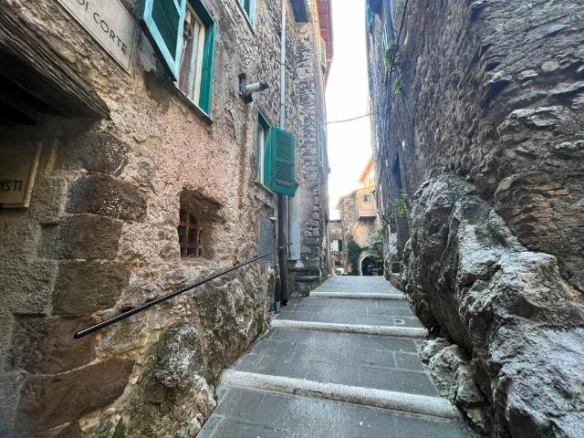 Appartamento in vendita a Olevano Romano RM