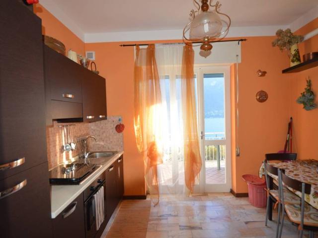 Appartamento in vendita a Oliveto Lario LC
