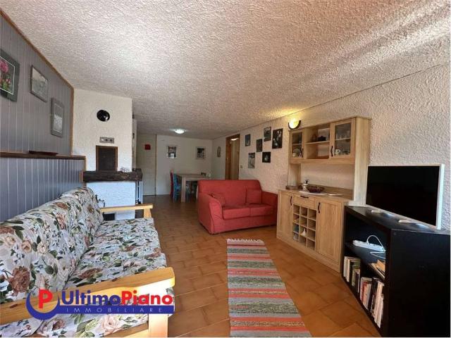 Appartamento in vendita a Ollomont AO