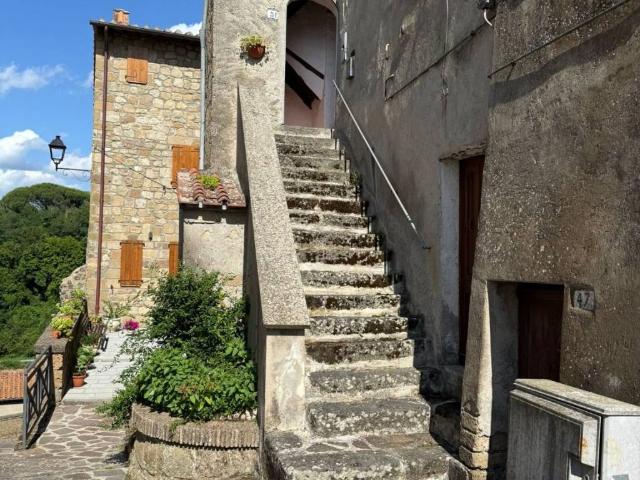 Appartamento in vendita a Onano VT