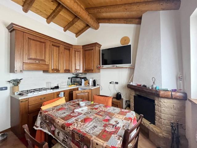 Appartamento in vendita a Oneta BG