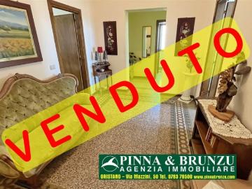 Appartamento in vendita a Oristano via Cagliari 160