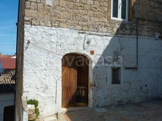 Appartamento in vendita a Orsara di Puglia via Giotto, 14